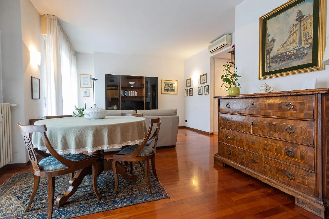 Flower Apartment - Royal Welcome Verona